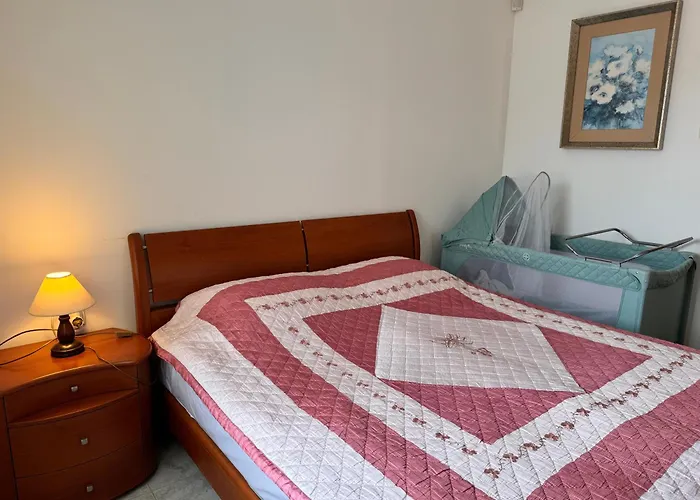 Complex Sea & Sky Next To The ! Willa *