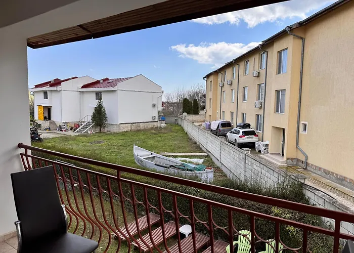 Complex Sea & Sky Next To The ! Willa