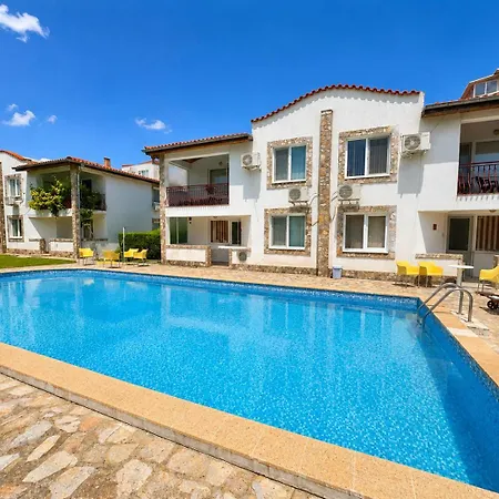 Complex Sea & Sky Next To The ! Villa